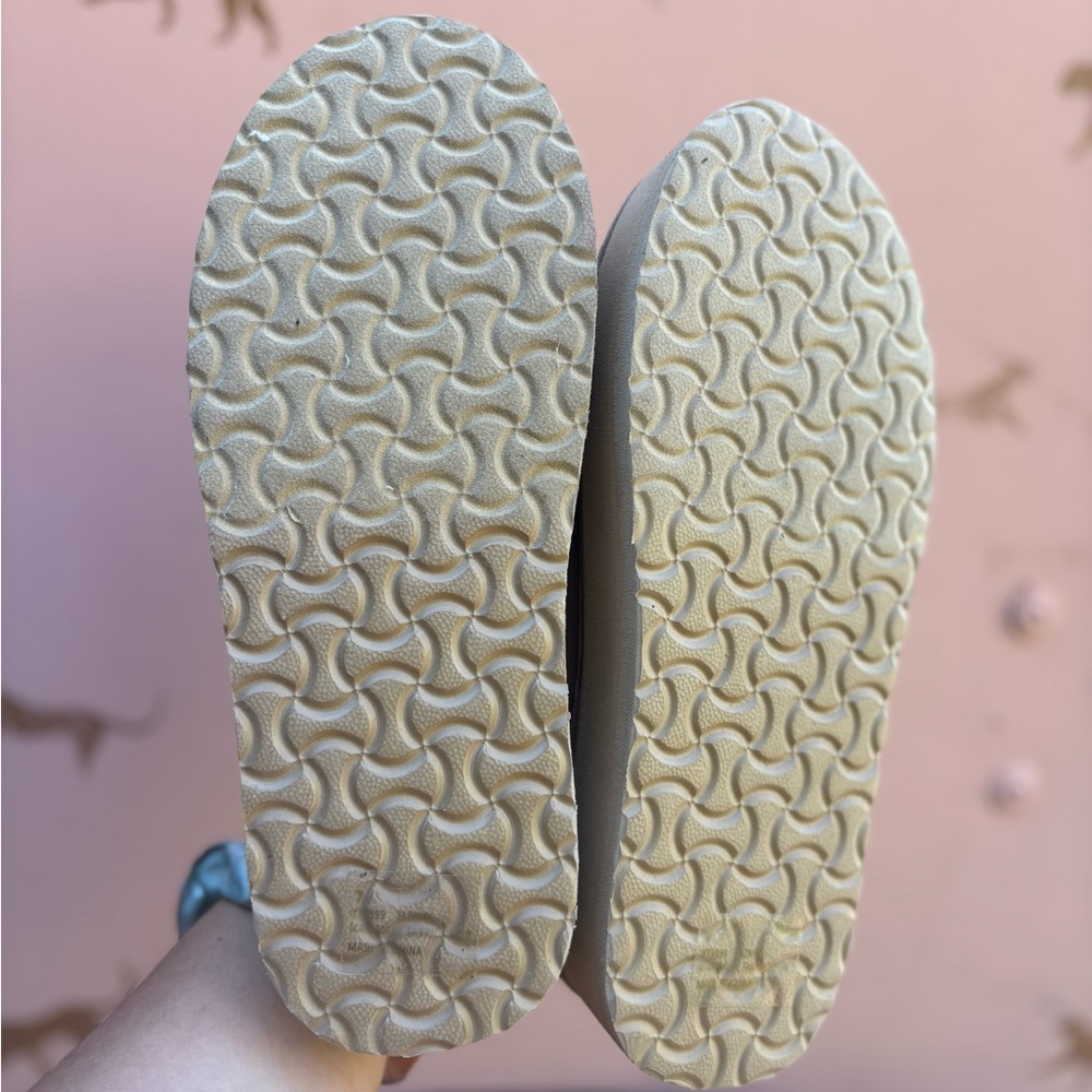 Cozy Tan Platform Slippers with Blue Trim - Picture 6 of 6
